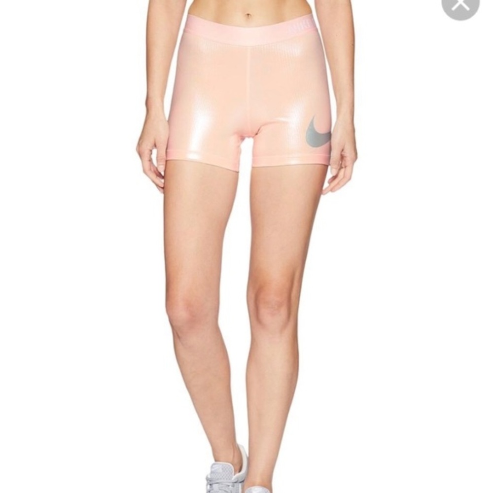 NWOT Nike Pro Rise Pack Metallic Crimson Tint Shor